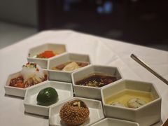 秦淮八艳美味小吃-民国红公馆·秦淮八艳(夫子庙店)