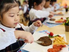 -上海贝贝佳幼儿园
