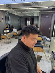 -藤野造型烫发染发