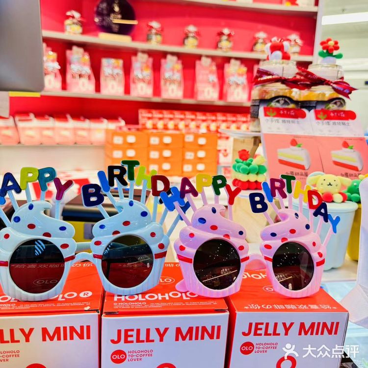 儿童节，奖励宝宝一个草莓🍓小海豚蛋糕吧！