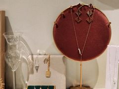 -LADY FAFA(巨鹿路陕西南路路口店)