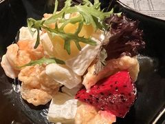 凤梨虾球-穹六人间 people 6(岳阳路店)