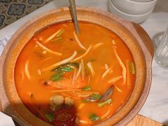 冬阴功虾汤-金椰壳· 大厨新加坡菜(壹方城店)