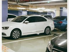 -上海来福士广场-停车场