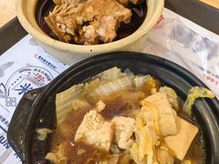 -万和春排骨砂锅米饭(新业广场店)