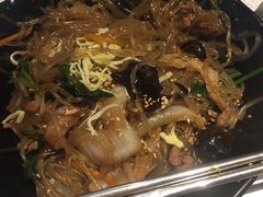 炒杂菜-本家韩国烤肉(青岛万象城店)