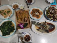 -锦里海景海鲜餐厅.三亚老字号(亚龙湾中心广场店)