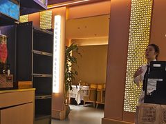 -桂满陇·手作小笼包&江南叫花鸡(中山公园店)