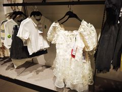-唯品会(北京国瑞城店)