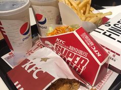 -肯德基(湾畔店)