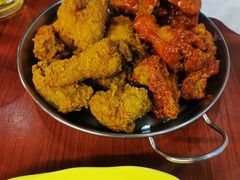 -BHC炸鸡(明洞总店)