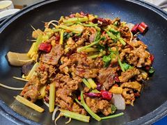 干锅酒拿抓牛肉-贵州牛霸一方·苗侗酸汤鱼(白云三元里店)