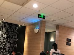 -麦当劳(世界城广场店)