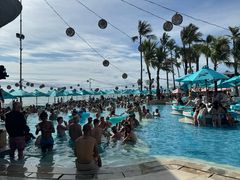 -FINNS Beach Club