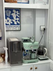 -靓芙泉专研痘痘肌