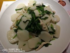荠菜炒年糕-南小馆(迪士尼小镇店)