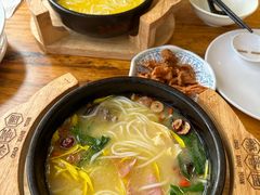 -桥香园过桥米线(国贸店)