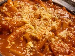 海鲜芝士炒年糕-MI WU FACTORY米屋美食工厂餐厅(绿地店)
