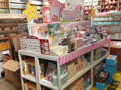 -名创优品(山东青岛东方城店)
