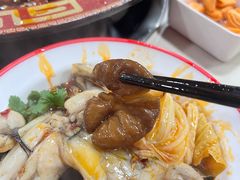 -烧哥美蛙肥肠鱼火锅·十五年社区店
