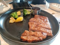 滋滋炭烤风味牛排-必胜客(骡马市店)