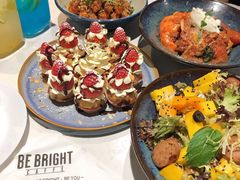 草莓忌廉华夫饼-BE BRIGHT KITCHEN(正佳广场店)