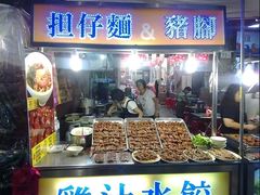 -六合夜市