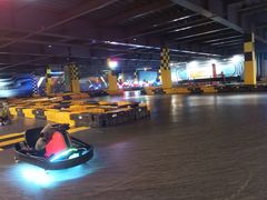 -极限PLAY运动娱乐新世界·团建派对潮玩休闲馆·室内蹦极高空游乐园