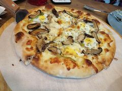 黑松露蘑菇比萨-G+KITCHEN(龙湖狮山天街店)