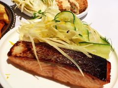 周末早午餐香煎新西兰三文鱼-壳里西餐厅Coquille Seafood Bistro(蒙自路店)