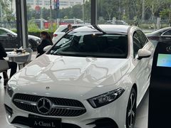 -宁波之星奔驰4S店(海曙店)