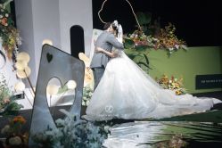-桃子造型婚纱礼服(凤起广场店)