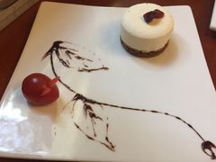 -燕庭·纯燕窝·甜品下午茶(南京西路店)