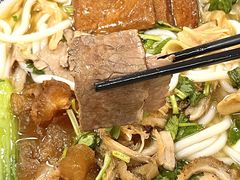 -鑫花溪牛肉米粉(凤凰街创始总店)