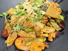 -醉人椒麻辣香锅(王府井喜悦店)