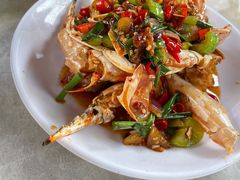 -三亚火车头万人海鲜广场