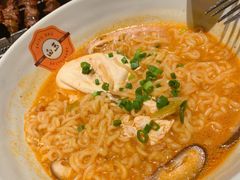 辛拉面-白玉·朝鲜族烤串(深圳Kkone店)
