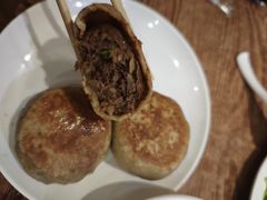 -清真吴记门钉肉饼·喜多利