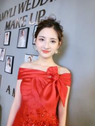 -艾米丽婚纱礼服