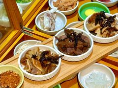 -良米山·云南野生菌过桥米线(上海首店)
