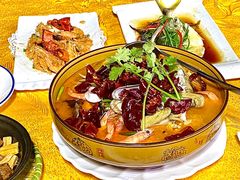-美味海鲜大排档(明发美食地标店)