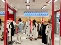 -杭州湖滨银泰in77