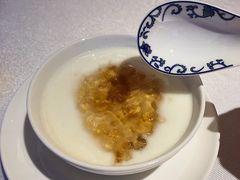 -景月阁空中食府(希尔顿酒店)