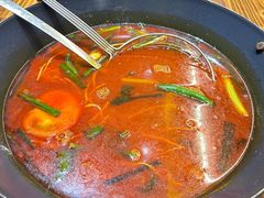 -贵厨酸汤牛肉(小十字店)