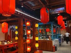 -宽板凳老灶火锅(台湾街店)