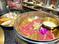 -何发发和牛烧肉·鳗鱼榴莲放题自助(乐峰广场店)
