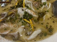 -渔语鱼酸菜鱼新川菜(来福士店)