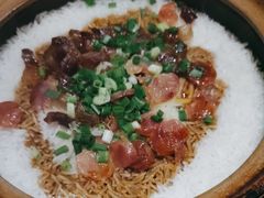 特色腊味煲仔饭-百年果林椰子鸡(中洲店)