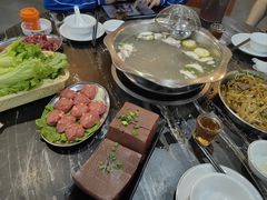 -牛一煲美食(江高店)