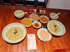 -裕兴记•蟹黄面馆(人民广场店)